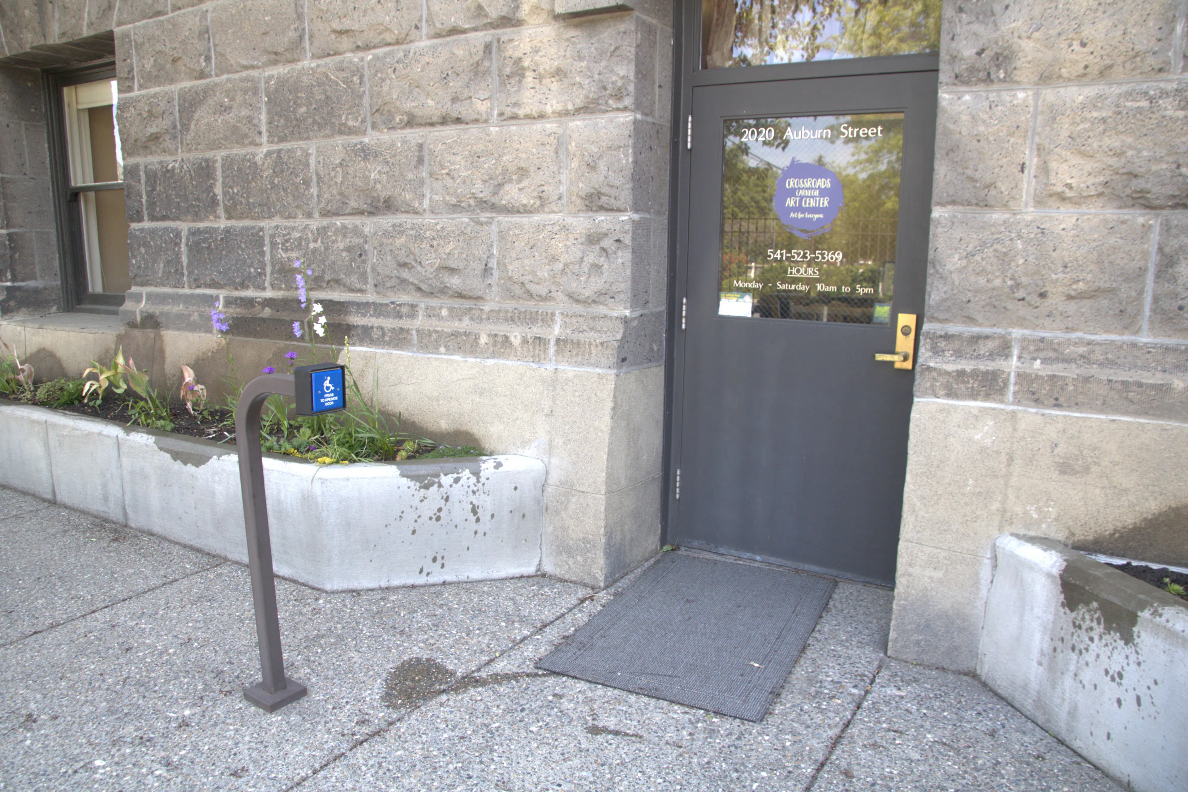 photo shows accessible entrance
