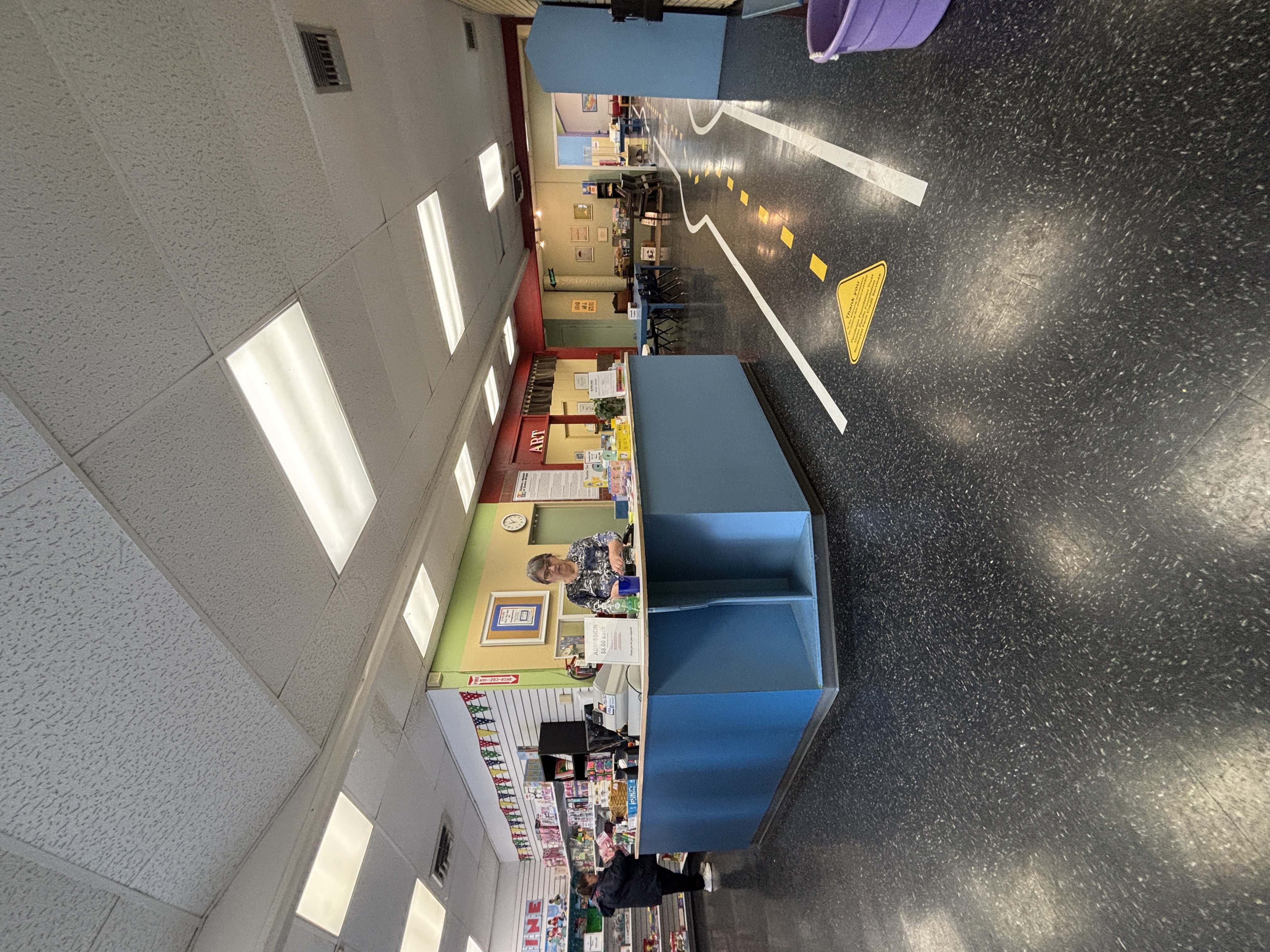 Service desk is 3 feet tall