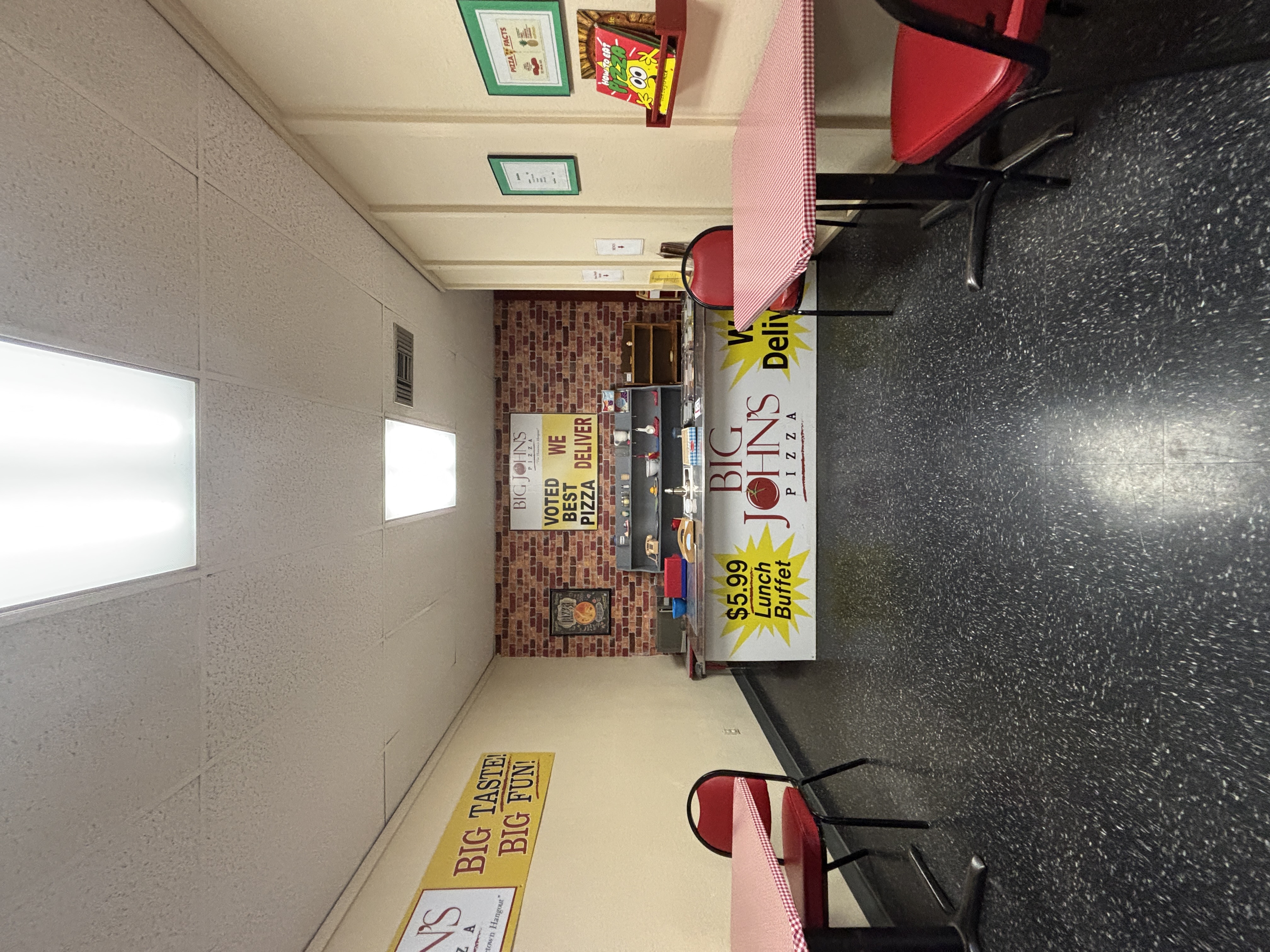 Pizza room
